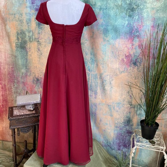 📌Mori Lee Elegant Timeless Prom - Bridesmaid - Mother of Bride - Formal  Gown - Picture 2 of 14